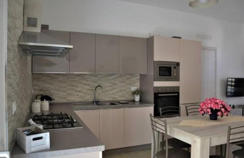 Contrada Fiori Sud House | Beachfront Bliss at Casa Lido Fiori - Rated 9.6/10!