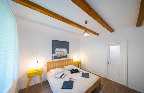 Colti Bed & Breakfast | Relax at CASA LILA: Top-Rated with Hot Tub & Breakfast