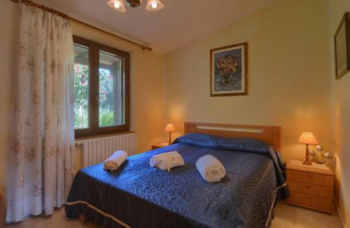 Villacidro House | Discover Casa Lilliu: Pet & Child-Friendly Stay Awaits!