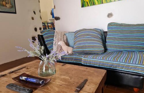 La Orotava House | Cozy Casa Lily: Family and Pet-Friendly Retreat