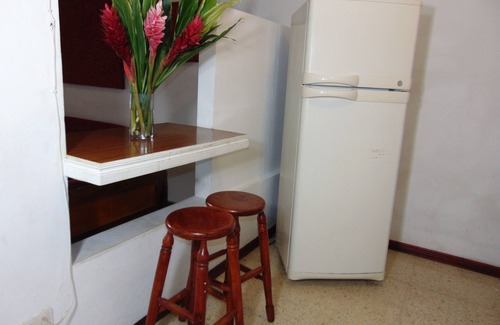 Pavas Apartment | Inviting Casa Lima B&B Apartment #17 with Free Breakfast