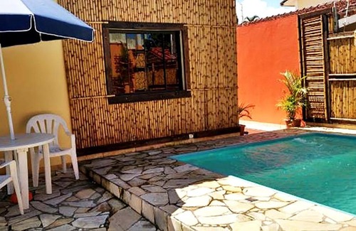 Jardim Santa Tereza House | Relaxing Casa Linda with Pool and Games Near the Beach