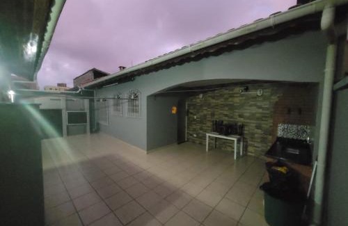 Jardim Imperador House | Cozy Casa Just 3 Minutes from the Beach with Ocean View