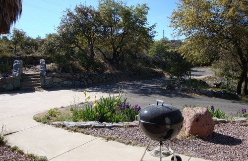 Oracle House | Discover Casa Linda: Desert Mountain Retreat with Hot Tub