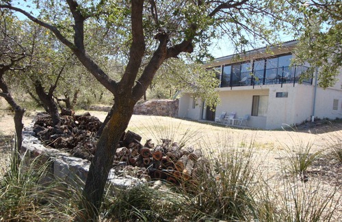 Oracle House | Discover Casa Linda: Desert Mountain Retreat with Hot Tub