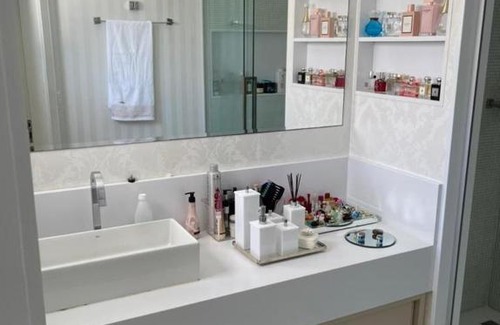 Candeias House | Relaxing Retreat at Casa Linha Verde Guarajuba with Pool
