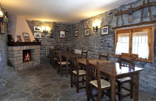 Buerba House | Pet-Friendly Casa Lisa: Top Rated with Family Amenities