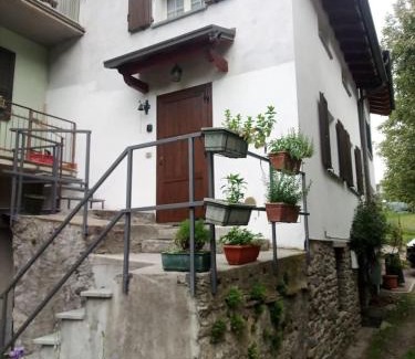 Aprica House | Experience Casa Liscidini: Pet & Child Friendly Retreat