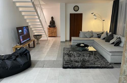 Sud Villa | Relax at Casa li surii - Guest Rated 9.8 & Family-Friendly