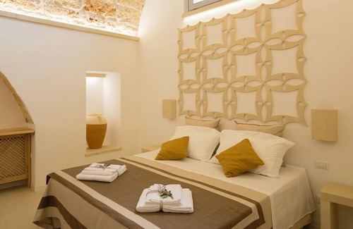 Cutrofiano Bed & Breakfast | Guest Rated 10/10 at Casa Litarà: Pool, Spa & Breakfast