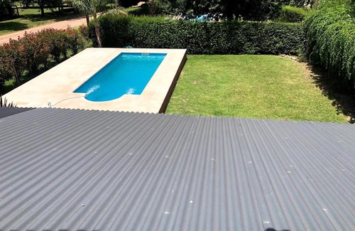 Villa Rumipal Cabin | Cozy Casa Loft Rumipal: Pet-Friendly with Pool & Breakfast