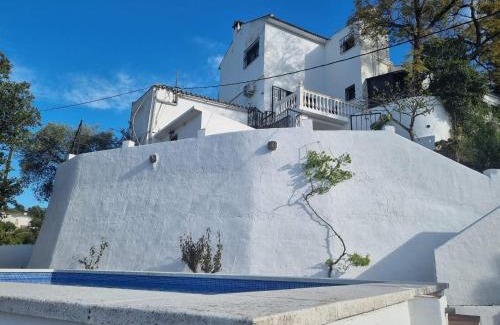 Coin Bed & Breakfast | Oceanfront Bliss at Casa Loko - Guest Rated 9.6/10