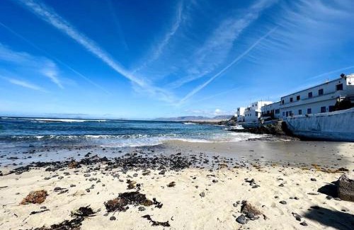 Caleta de Caballo Apartment | Pet-Friendly Retreat at Casa Loli Caleta Caballo - 9.2/10