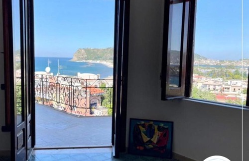 Capo Miseno Apartment | Casa Lomé: Ocean View Retreat in Capo Miseno