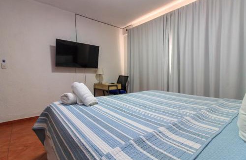 Tegucigalpa Hotel | Inviting Casa Lomas: Family-Friendly Stay with Breakfast