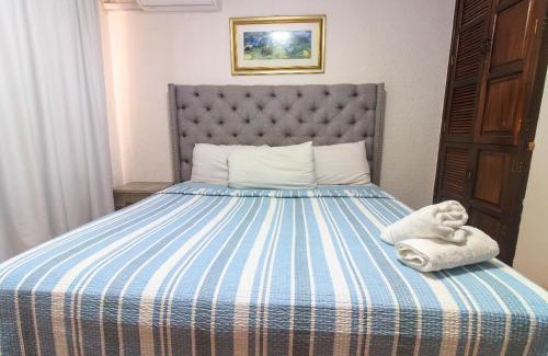 Tegucigalpa Hotel | Inviting Casa Lomas: Family-Friendly Stay with Breakfast