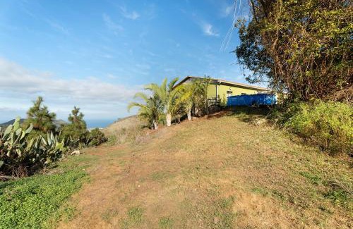 Tegueste Apartment | Relax at Casa Lomo el Aire Laurel with Pool & Family-Friendly Amenities