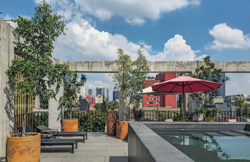 Reforma Apartment | Stylish Casa Londres Design Apartment with Spa & Hot Tub