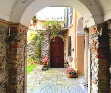 Orta San Giulio Apartment | Child-Friendly Retreat at Casa Longhi - Rated 9.9/10