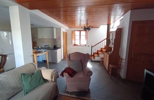 Isuerre House | Stay at Casa Lorente en Isuerre - Highly Rated & Pet Friendly