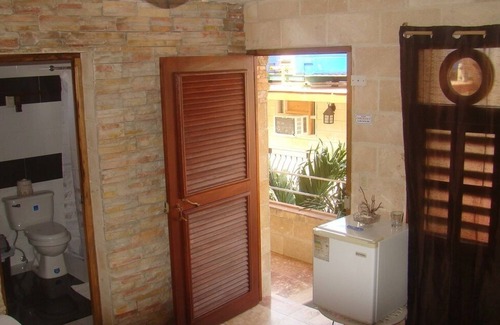 Cienfuegos House | Relaxing Casa Los Delfines with Spa and Family Amenities