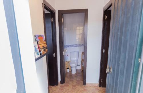 Pilas House | Cozy Casa los Laureles: Oceanfront Retreat with Pool