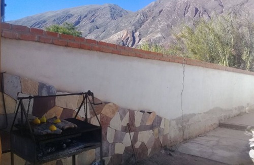 Maimara House | Discover Casa Los Mirlos: Pet-Friendly Retreat with Spa