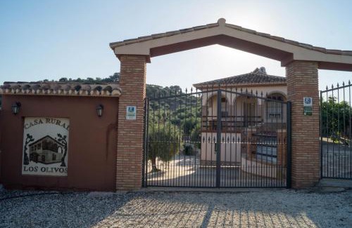 Alora House | Elegant Casa Los Olivos Álora - Perfect for Caminito del Rey