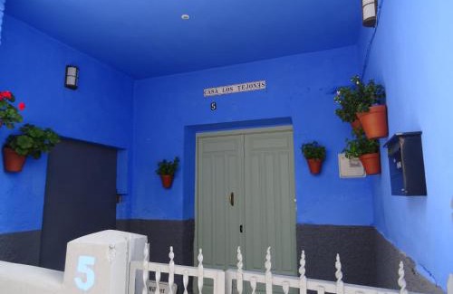 Pinos del Valle Bed & Breakfast | Experience Casa los Tejones: Oceanfront Bliss Awaits