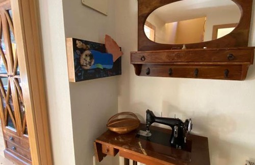 Pereiro de Aguiar House | Discover Casa Loureal Ribeira Sacra - Pet Friendly & Relaxing