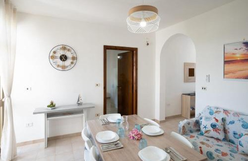 Specchiarica House | Stay at Casa Lu Paparoni, Steps from Specchiarica Beach