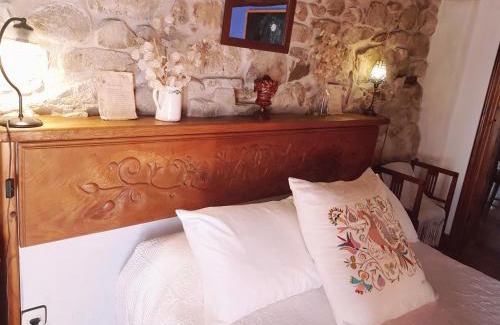 Mogarraz House | Pet-Friendly Retreat at Casa Lucia - 8/10 Guest Rated