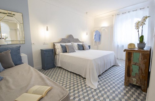 Anacapri Bed & Breakfast | Relaxing Rooms at Casa Lucia - Child-Friendly Getaway