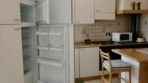 Baselga di Pine Apartment | Discover Casa Lucia: Mountain Views & Family-Friendly Stays