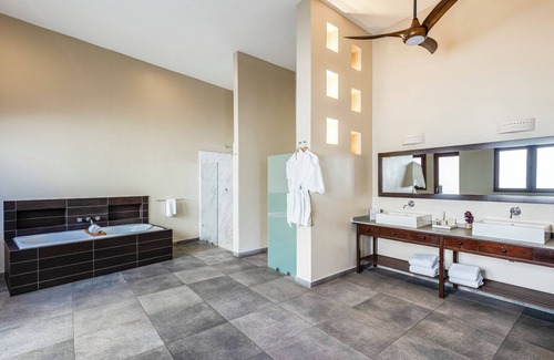 Downtown Mazatlan Hotel | Inviting Casa Lucila Hotel Boutique with Spa & Pool Access