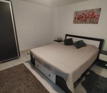 Eselnita House | Oceanfront Casa Luminița: Guest Rated 9.8 with Pool