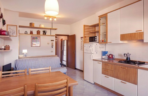 Magugnago Apartment | Casa Luna-Apartment with lake view and swimming pool, Casa Luna - Appartamento con vista lago e pisc