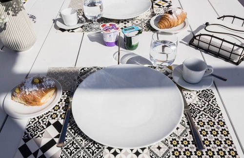 Tiberio Apartment | Relaxing Retreat at Casa Luna Caprese in Capri Center