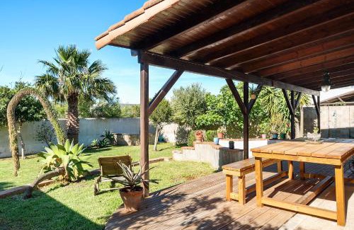 Los Canos de Meca House | Casa Luna: Family-Friendly Retreat with Pet Amenities
