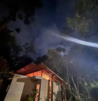Cotia House | Pet-Friendly Oasis with Pool at Casa Luna Hotel