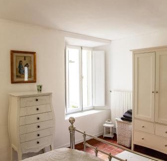 Mologno Villa | Inviting Casa Luna: Private Cottage with Exclusive Garden