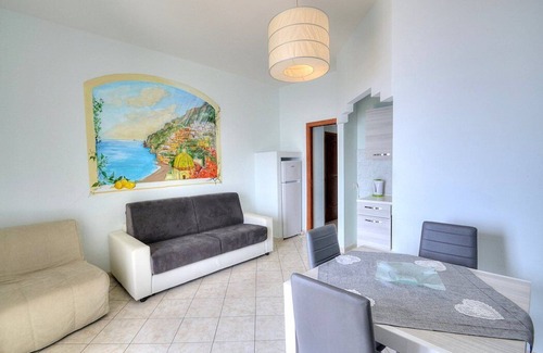 Vettica Apartment | Casa Lunarella: Inviting Apartment with Sea Views & Free Wi-Fi