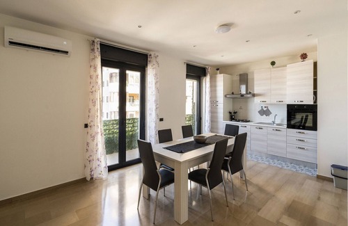 Municipio 3 Apartment | Casa Lungomare IX Maggio: Family-Friendly Coastal Retreat