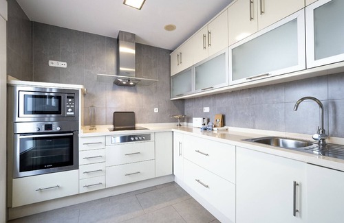 Ayamonte Ski Chalet | Casa Luz PLUS - Premier Stay in Ayamonte Centre