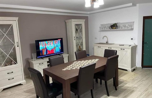 Moisei Apartment | Family-Friendly Stay at Casa Lya with Kitchen Amenities