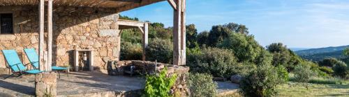 Serra-di-Ferro House | Casa Lysandra: Pet-Friendly Getaway with Kitchen Amenities