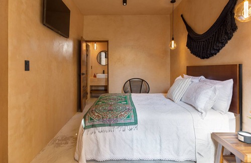 Bacalar House | Casa Málaga: Private Pool, Ocean Views & 10/10 Rating!