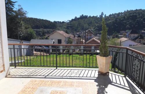 Monte Verde House | Charming Casa MAGNÍFICA: 4-Star Retreat with Hot Tub