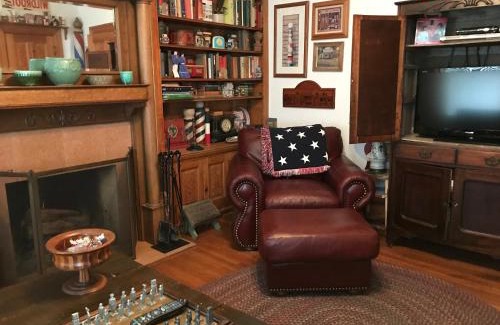 Shaw Bed & Breakfast | Experience Casa Magnolia B & B: Oceanfront Bliss Awaits