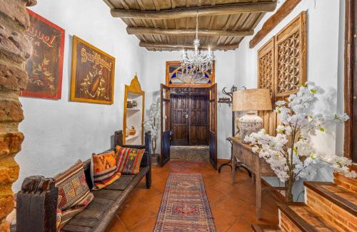Galaroza House | Unforgettable Stay at Casa Magnolia: Pet-Friendly & Oceanfront